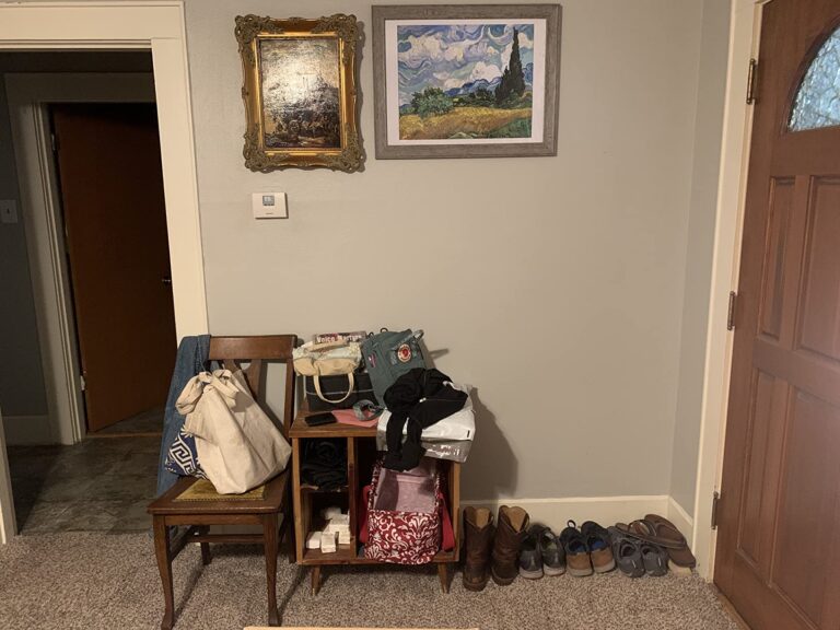 BF17MT01 Shoe Bench with Coat Hooks photo review