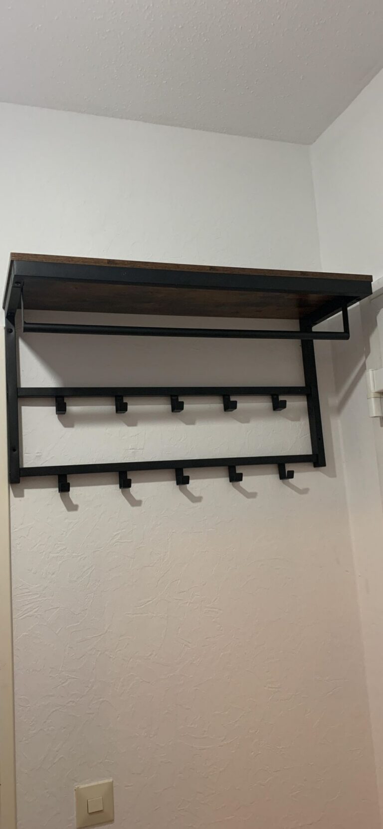 BF60YM01 Wall Mounted Coat Rack photo review