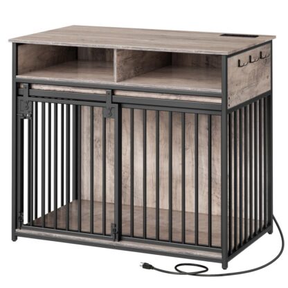 Psí přepravní nábytek se zásuvkami, 39.4" Dřevěná psí chovatelská stanice vnitřní s nabíjecí stanicí, Heavy Duty Dog Crate s posuvnými dveřmi stodoly pro střední/velký ps, Greige a Black