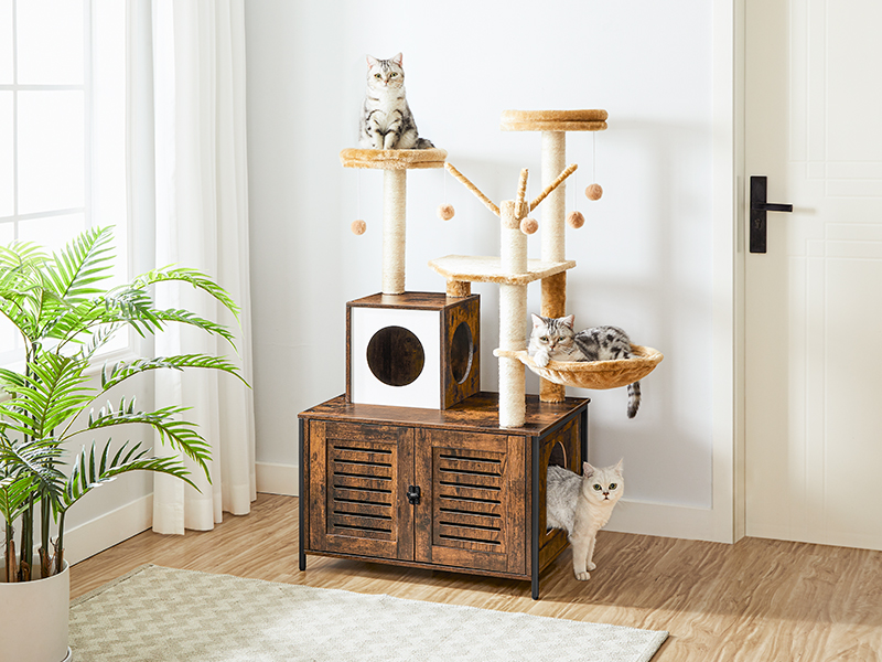 Casetta per gatti in legno con torre per tiragraffi