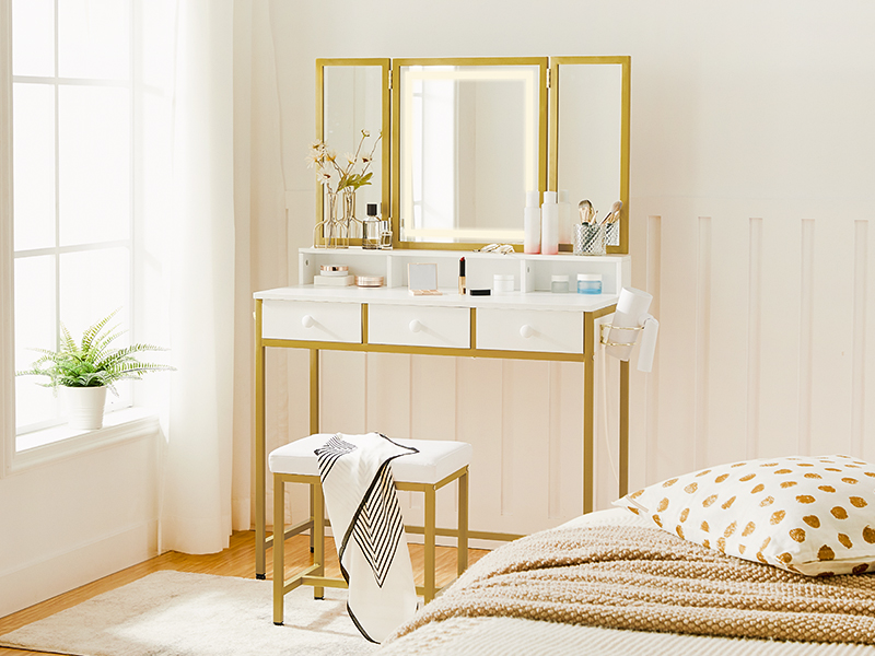 Vanity Desk Set