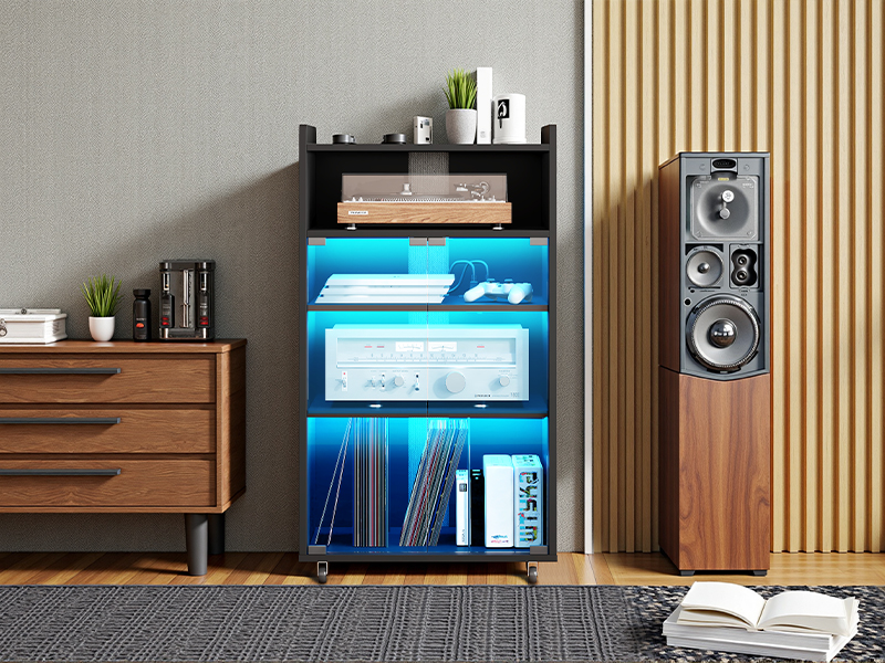 5-Stereoschrank mit Ladestation & LED-Licht